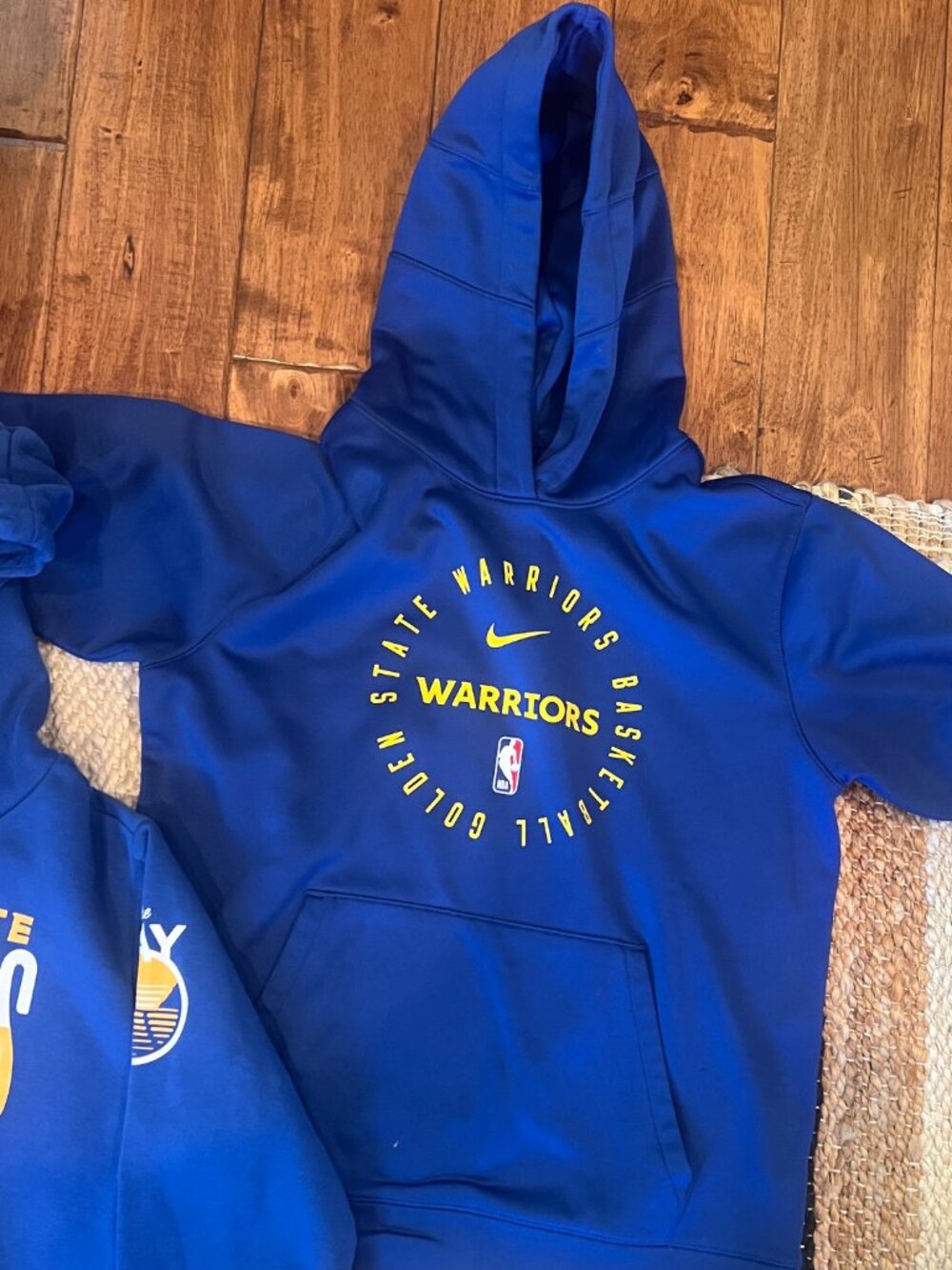 Boys Nike Warriors hoodie (Size L)